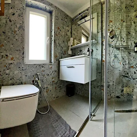 Plis Bujtina - * Bajram Curri