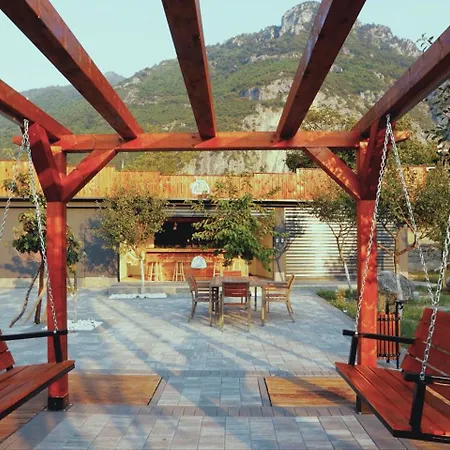 Villa Plis Bujtina -